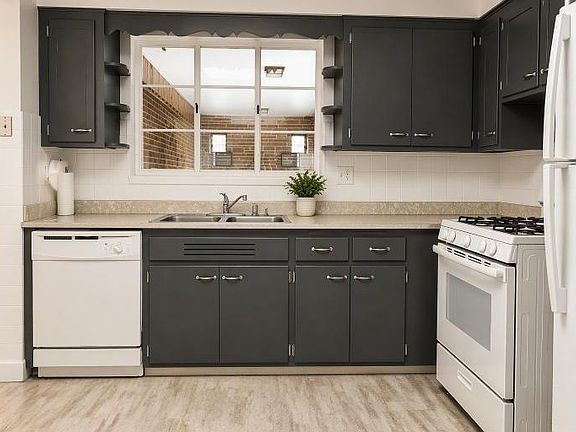 5th image of 6185 N Keating Ave