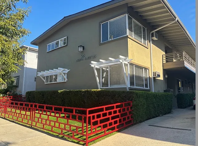 916 N Sweetzer Ave #UAL5 — Photo 1