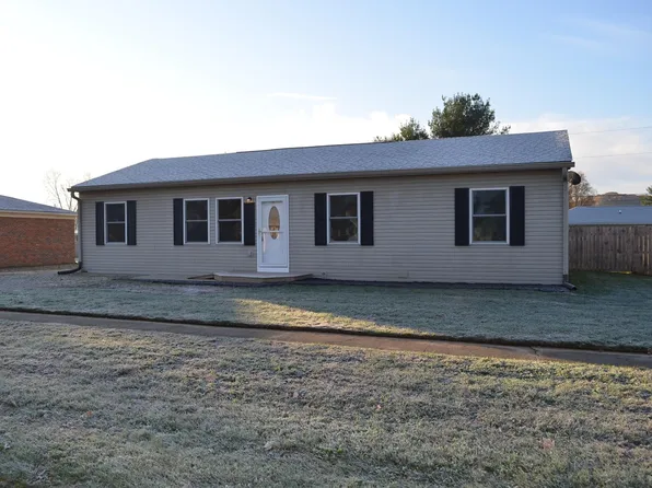 469 Duo Dr, Martinsville, IN 46151