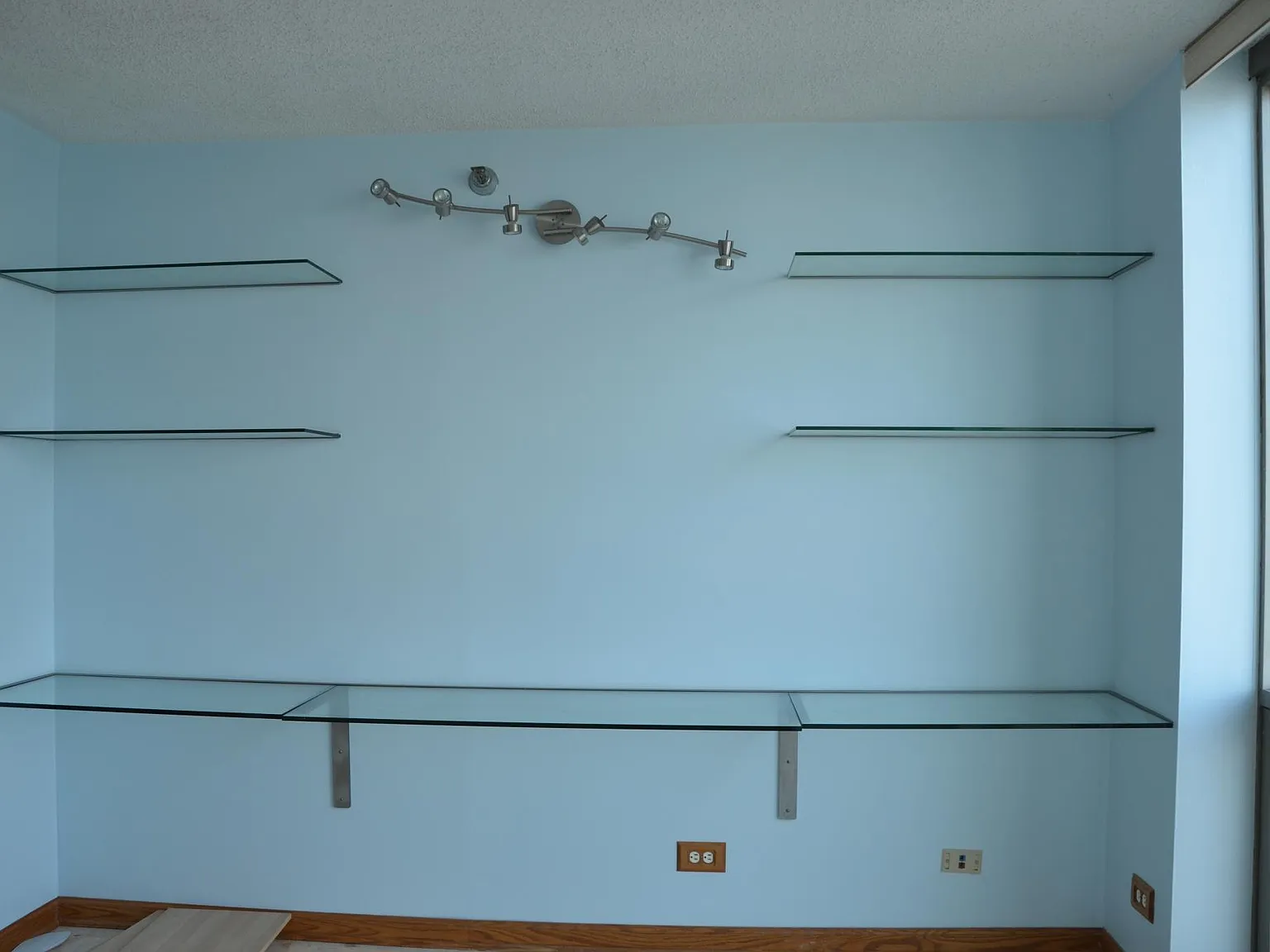 2 bed, $3,400 — Photo 3