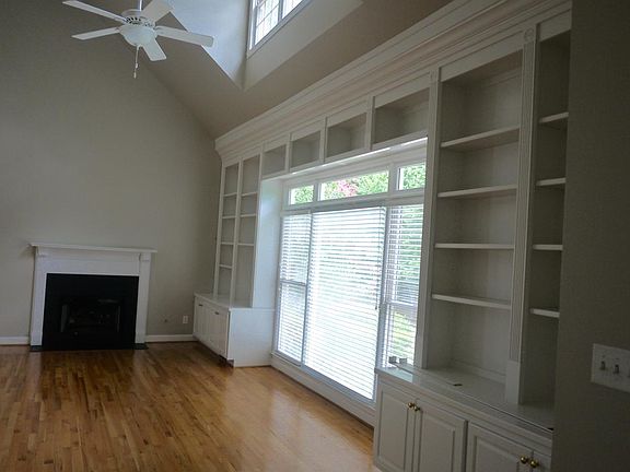 Beautiful custom floor to ceiling bookcases