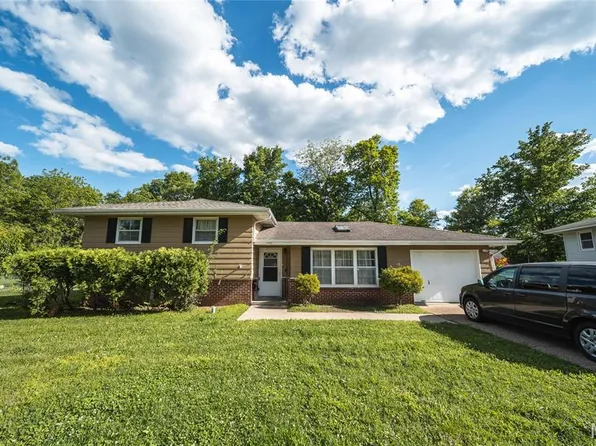 123 Hull Dr, Waynesville, MO 65583