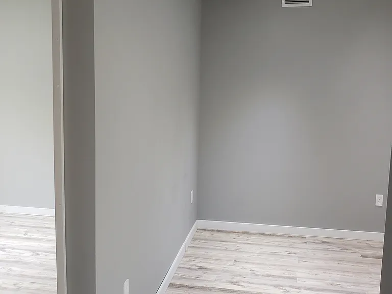 102 Kenberma St #3 — Photo 16
