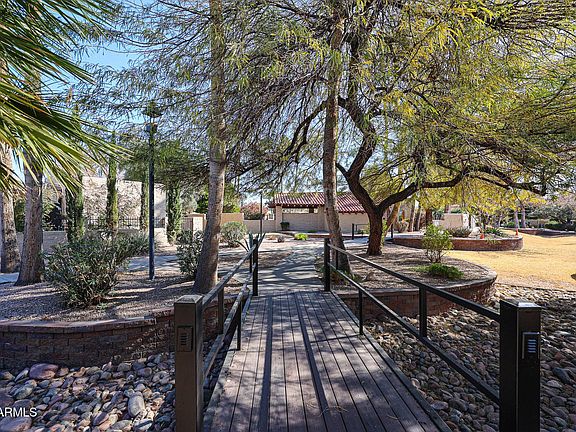 5th image of 3013 W Phelps Rd