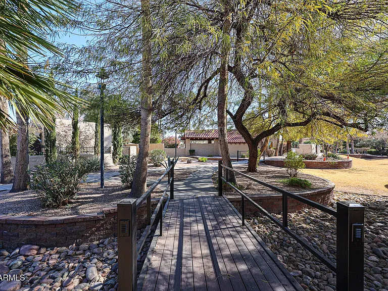 3013 W Phelps Rd — Photo 5
