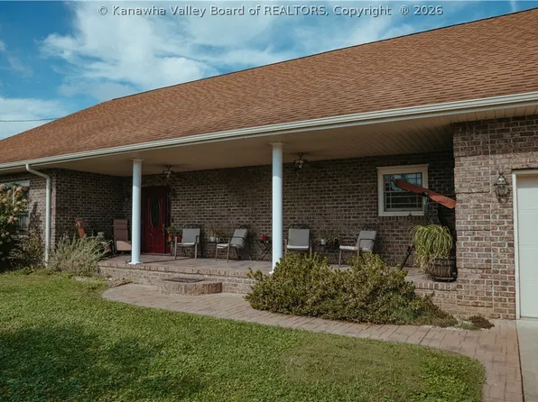 113 Cedar St, New Haven, WV 25265