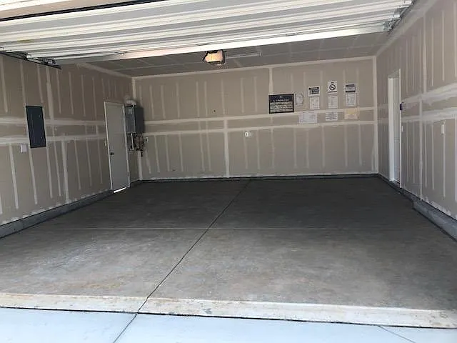 Building Photo - 3765 De Soto Way