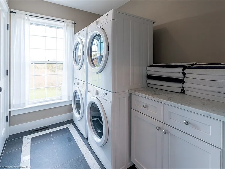 21 Quidnet Rd #1 — Photo 41