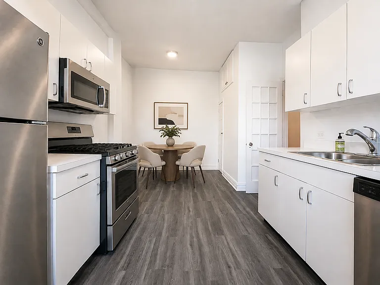 233 W 83rd St #6D — Photo 2