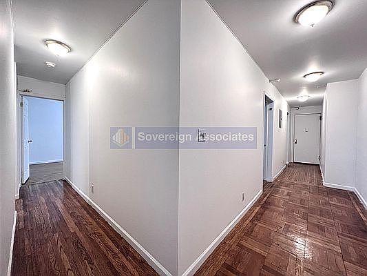 5th image of 400 Fort Washington Ave #2B