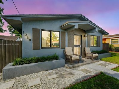 1960 NW 50th St, Miami, FL, 33142