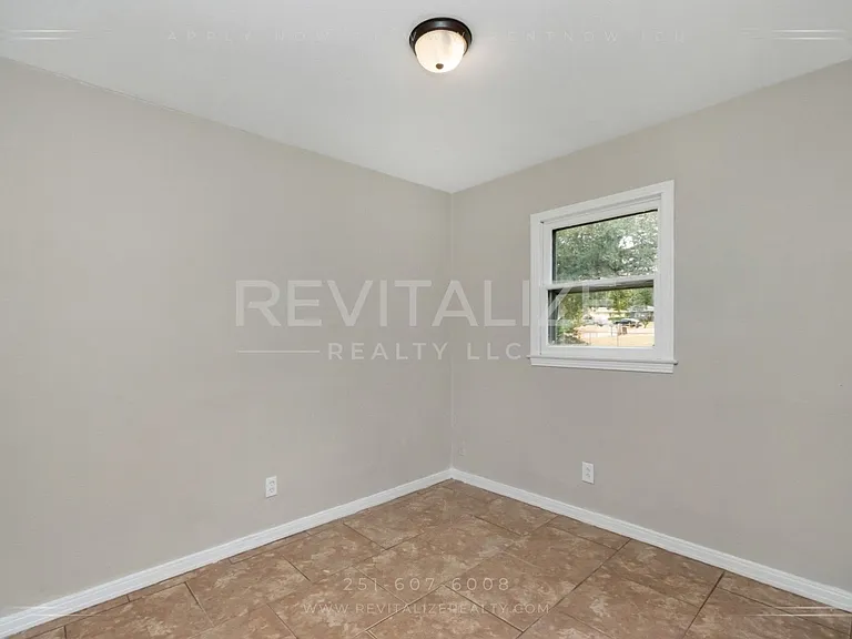 1165 Barker Dr W — Photo 13