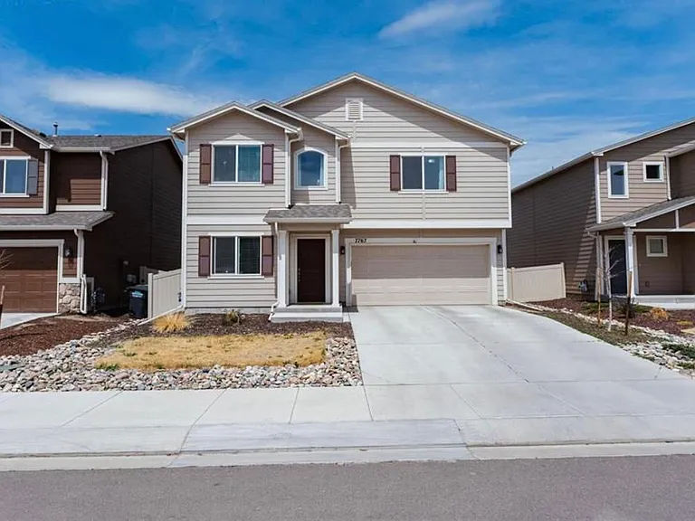 7767 Benecia Dr — Photo 4