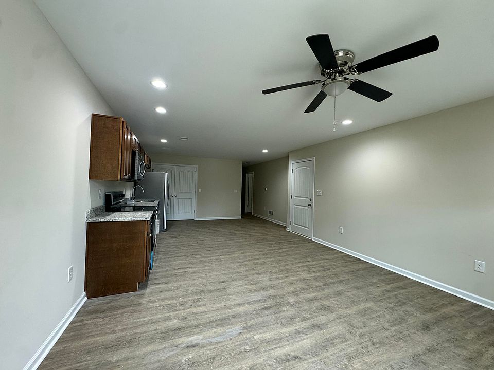 2nd image of 313 Baughman Ave #8