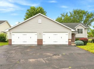 844 Plum Tree Ln, Somerset, WI 54025