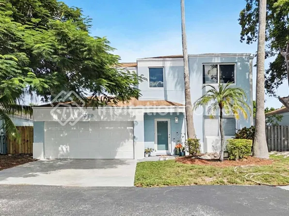 22131 SW 97th Ct, Cutler Bay, FL 33190