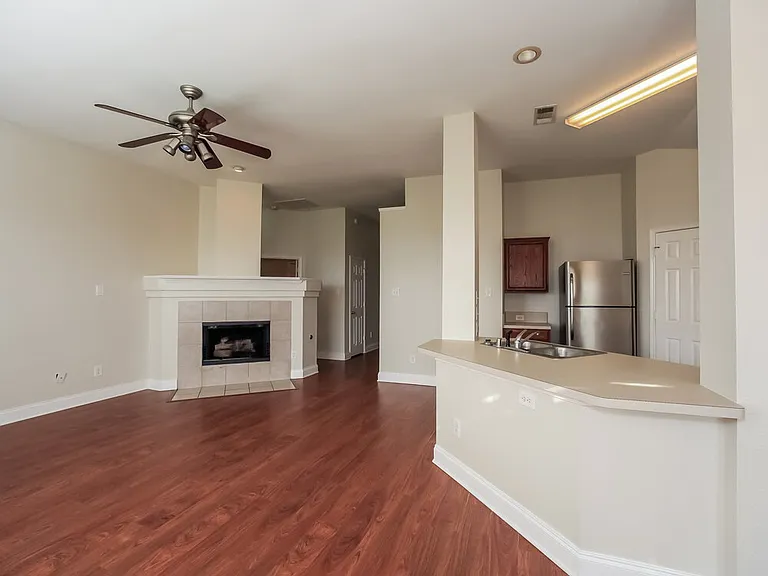 773 Silverbrook Dr — Photo 3