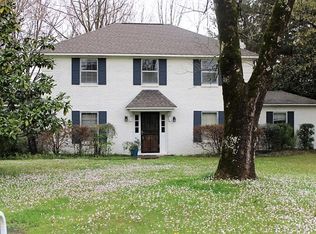 2207 Lawndale Dr, Tupelo, MS 38801