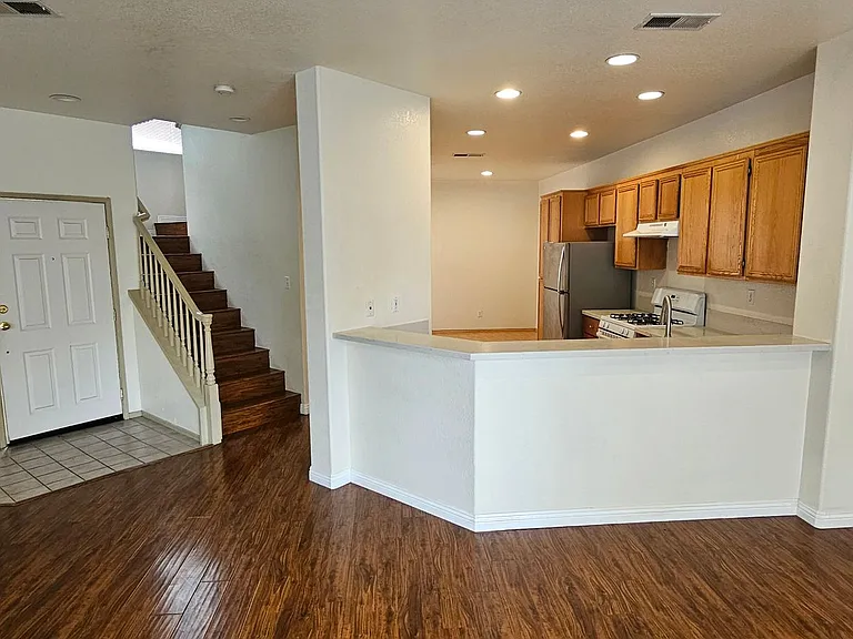10960 Ivy Hill Dr #6 — Photo 6