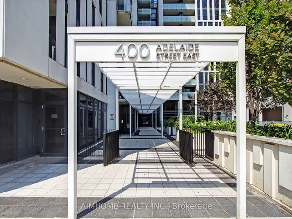 400 Adelaide St E #706, Toronto, ON M5A 4S3