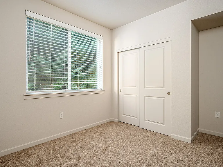 Trillium Woods Apartments — Photo 24