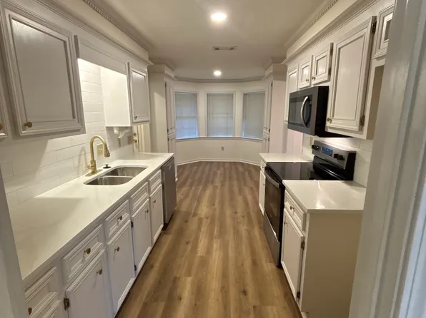 212 Hawthorne Dr, Madison, MS 39110