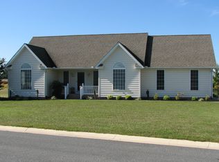 120 Willow Dr, Hurlock, MD 21643