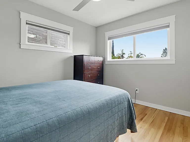 7372 Stanford Ave — Photo 16