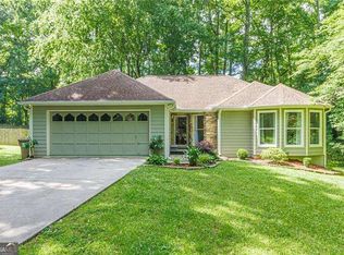 1950 Buice Ct, Cumming, GA 30028
