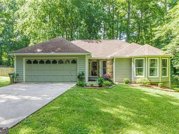 1950 Buice Ct, Cumming, GA 30028