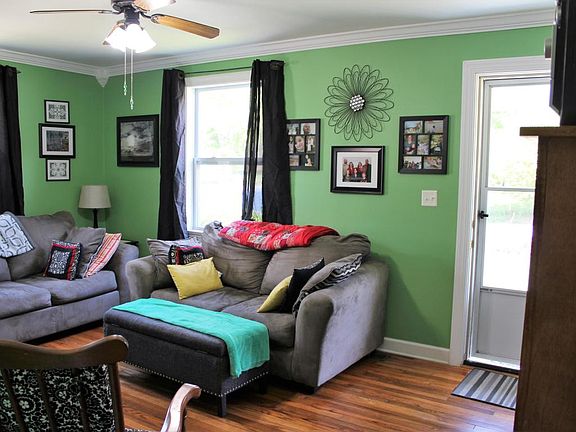 4th image of 3407 Feathers St