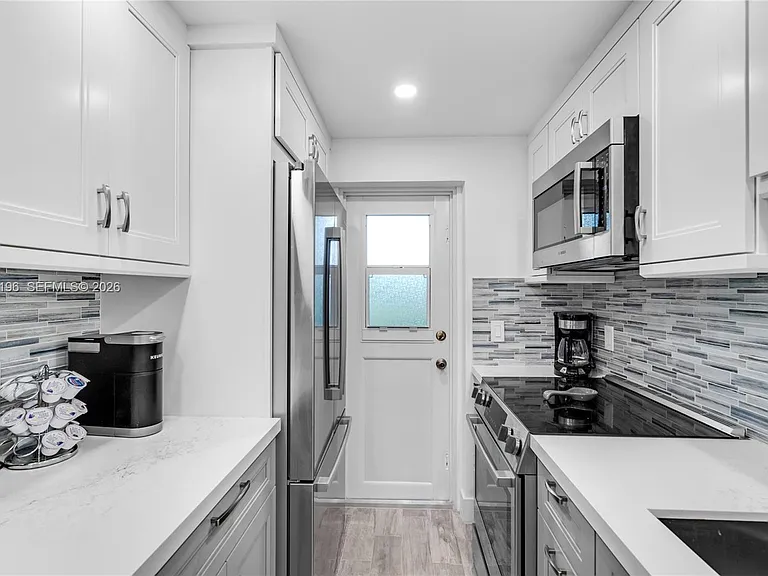 4502 N Federal Hwy #167H — Photo 6