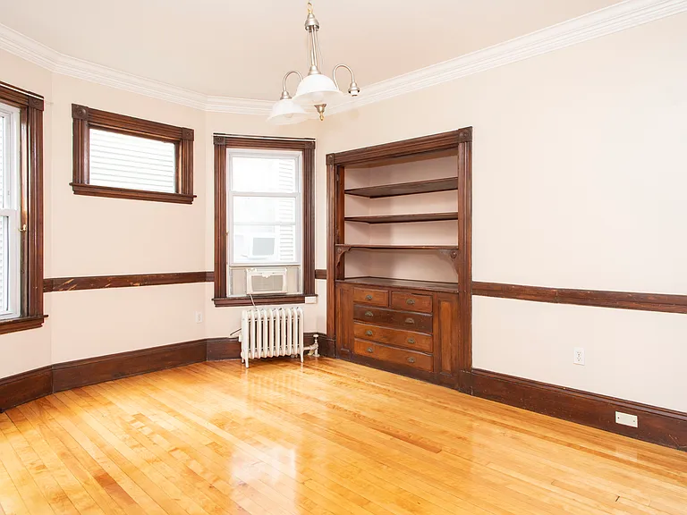 17 Bellflower St #3 — Photo 8