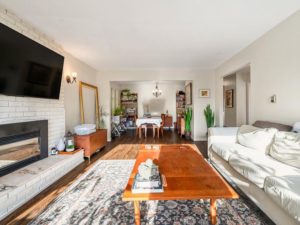 1st image of 13257 14a Ave