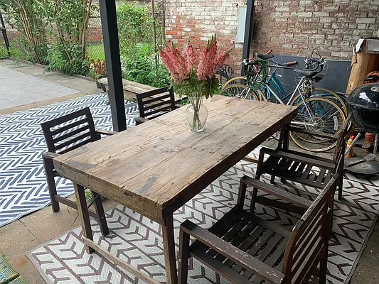 Rented by Compass | media 12