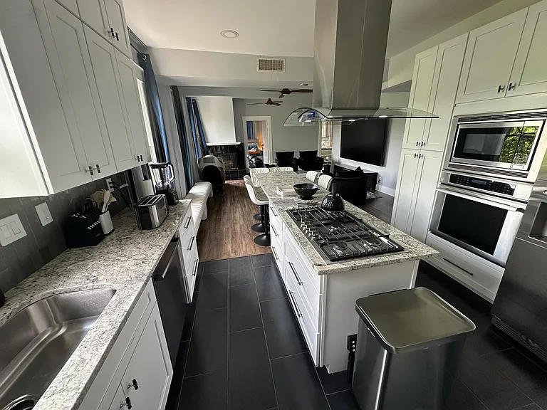 3210 Hampton Rd #A-B — Photo 21