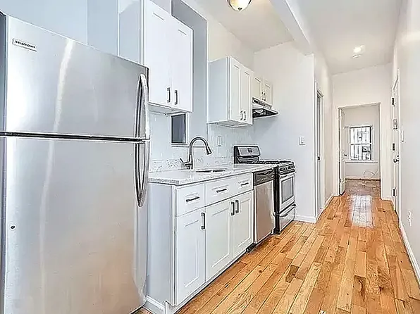 150 Patchen Ave APT 2L, Brooklyn, NY 11221