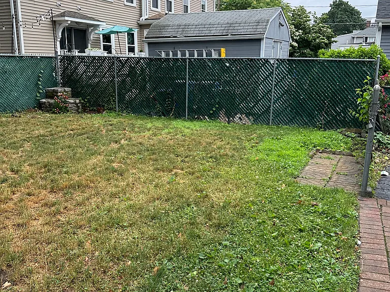 183 Grove St — Photo 18