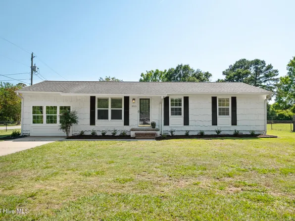 3521 Middle Sound Loop Road, Wilmington, NC 28411
