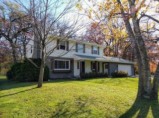 220 Jersey Ave N, Golden Valley, MN 55427