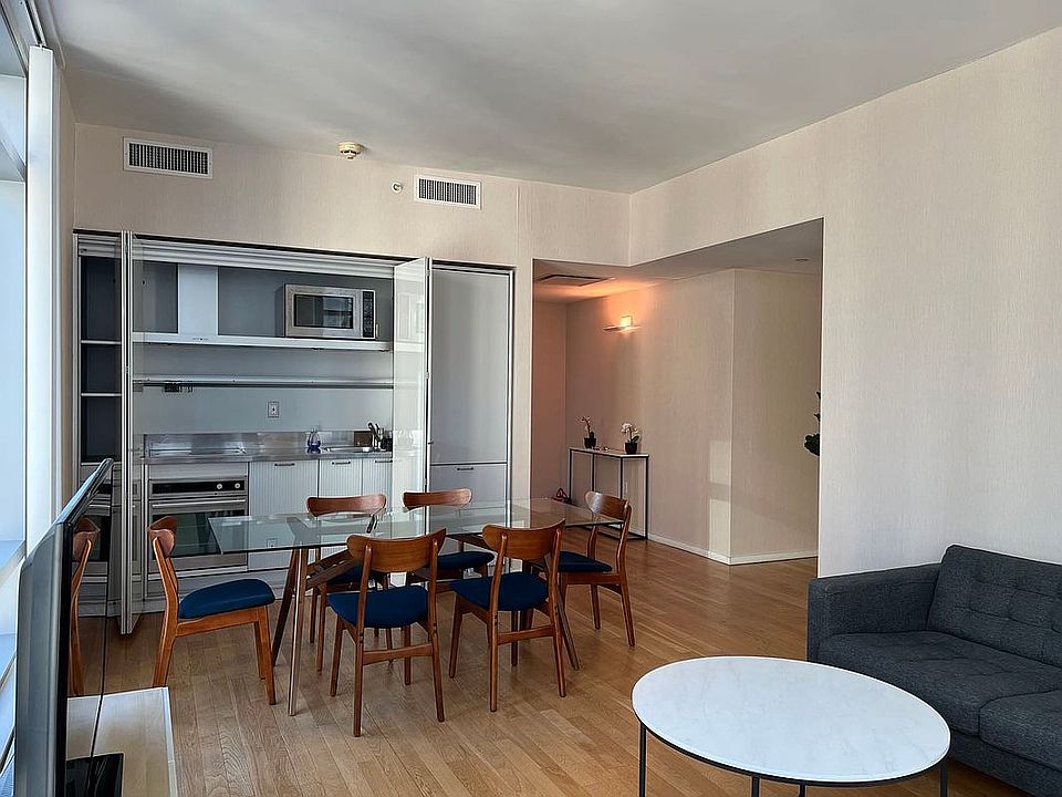 1st image of 18 W 48th St APT 24B