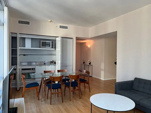 18 W 48th St APT 24B, New York, NY 10036