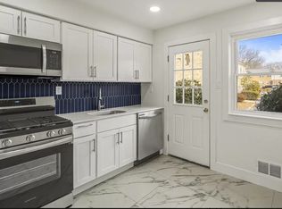501 Adams Ln #8, North Brunswick, NJ 08902