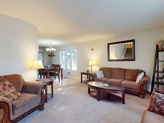 4th image of 353 Lockwood Road