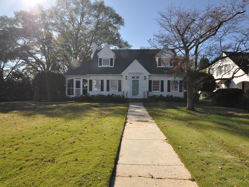 1st image of 24 Circle Dr