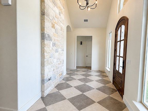 5th image of 129 Heritage Springs Dr
