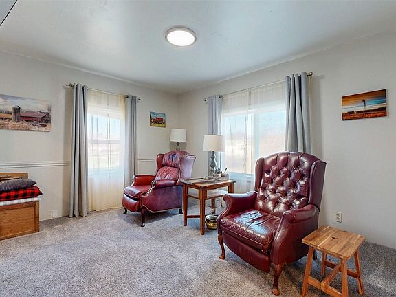 4th image of 502 Tucannon Street