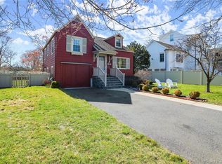 298 James St, Fairfield, CT 06824