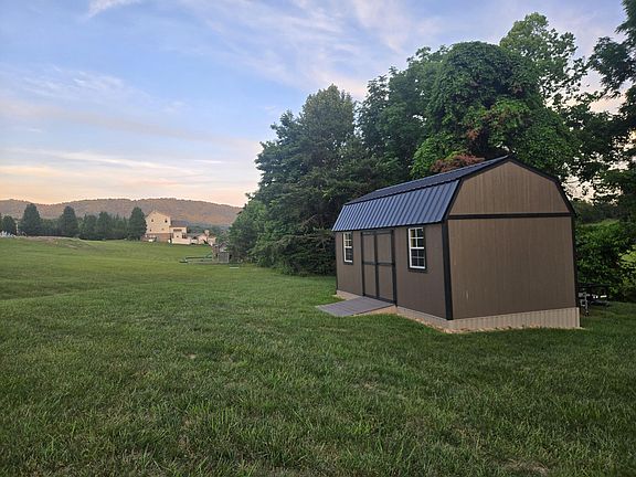 5th image of 2143 Blue Ridge Springs Rd