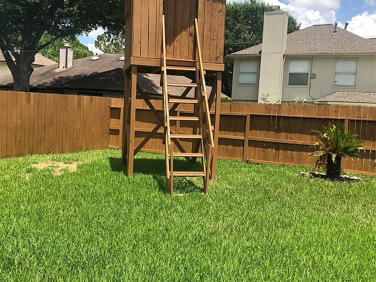 8311 Chelsea Bend Ct — Photo 17